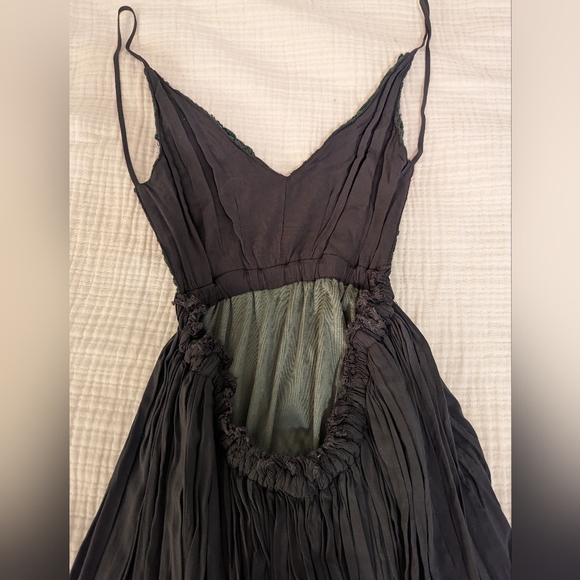 Dark Green maxi dress. Floral crochet top, backless. Size Small - Picture 2 of 10